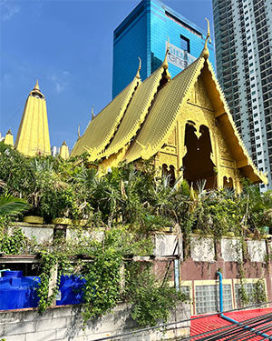 Wat Pha Si temple